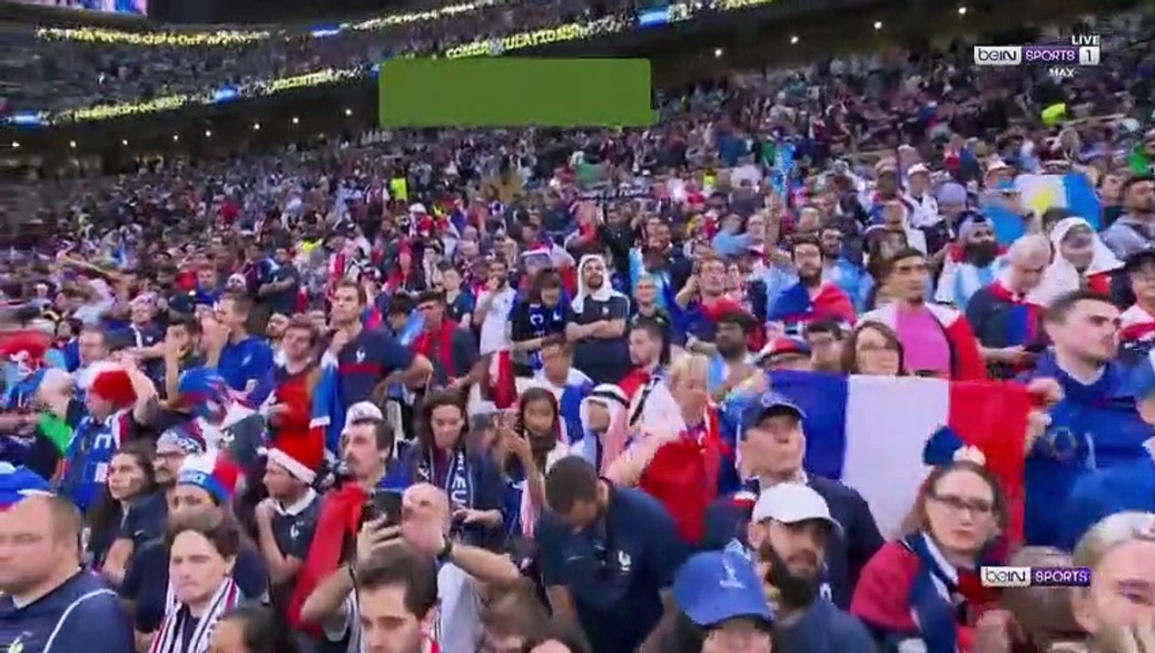 بكاء باتيستوتا في ستوديو بي ان سبورت بعد فوز الارجنتين على فرنسا في نهائي كأس العالم