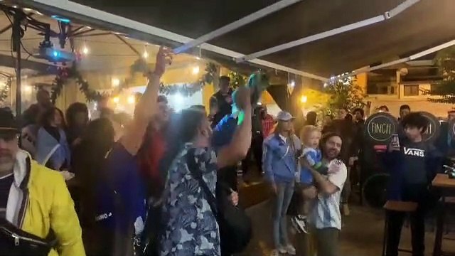 La festa dei tifosi argentini a Palermo