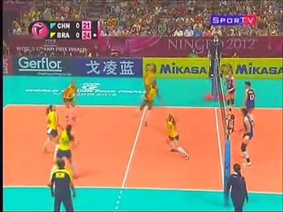 Meninas do Brasil derrotam a China no GP de Vôlei
