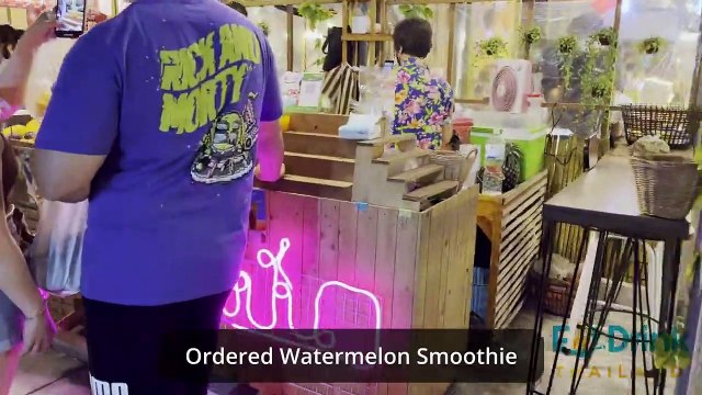 Angel Smoothie girl JODD FAIRS Night market _ Thai Bangkok street food