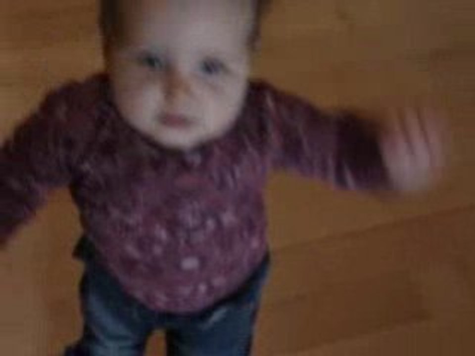Chloe 1er pas