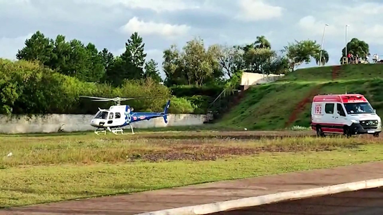 Vítimas são resgatadas de helicóptero após grave acidente na BR-163