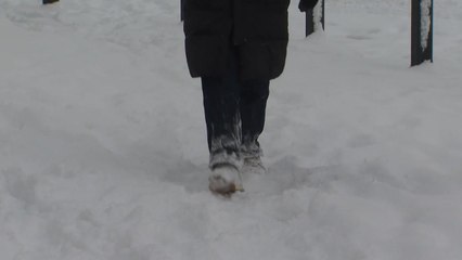 [날씨] 일주일째 매서운 한파, 서울 -12℃...오전까지 눈 / YTN