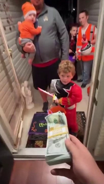 Giving iPhones Instead Of Candy on Halloween