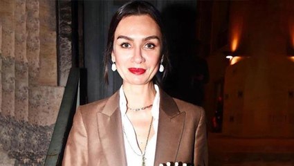 "Daha önce aldığınız ödüller sizin için samimi değil miydi?" sorusuna sinirlendiren Birce Akalay'dan tepki