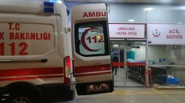 İki otomobilin çarpışması sonucu 5 kişi yaralandı