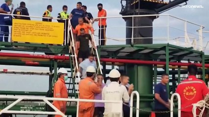 فقدان 31 من عناصر البحرية التايلاندية إثر غرق سفينتهم