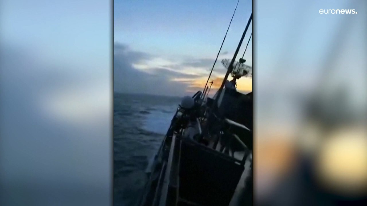 Bangkok, in corso le ricerche dei dispersi della corvetta Htms Sukhothai