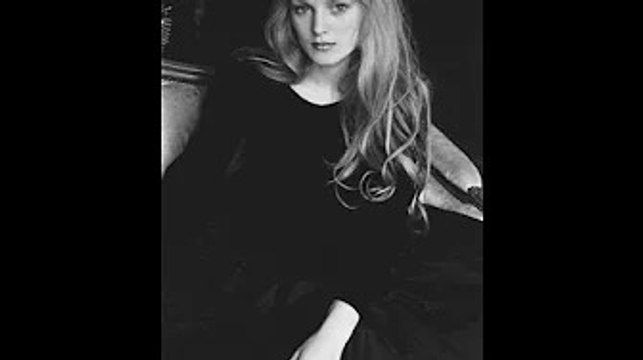 Arielle Dombasle refusait d'avoir des enfants après le décès de sa mère - Son amour de plus de 30