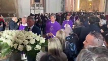 Funerali Mihajlovic, l'uscita del feretro dalla Chiesa