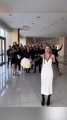 Bu Sefer Kadın Evlenme Teklif Etti