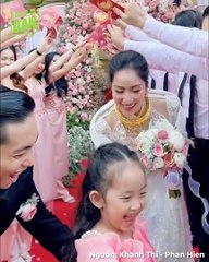 Tài sản Khánh Thi: Biệt thự 800m2 đi mỏi chân, sính lễ cả hộp đầy vàng | Điện Ảnh Net