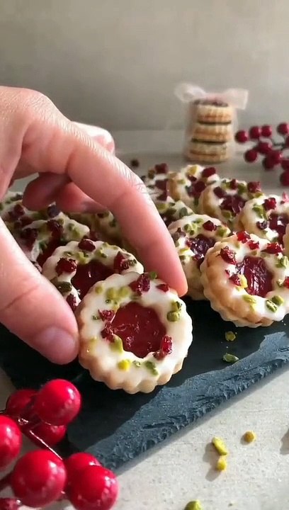 صابلي بمربى الكرز أو الفراولة