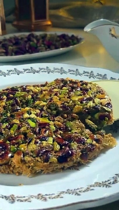 كنافة تركية محشية بالجبن و المكسرات