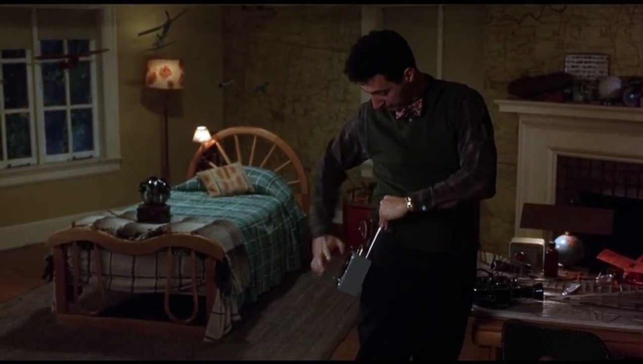 Les liens du souvenir Bande-annonce (RU)