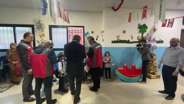 Sadakataşı Derneğinden bir anaokulu ile 800 aileye kış yardımı