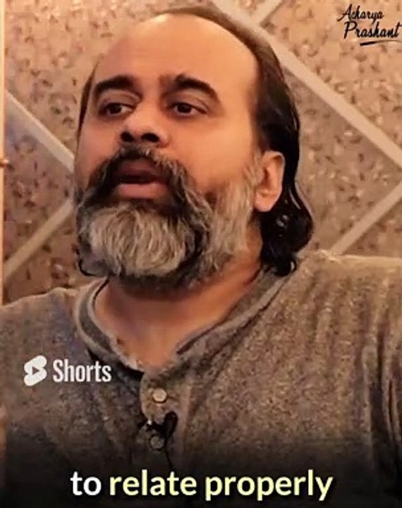 Avoid desperation || Acharya Prashant