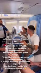 La selección cantó una nueva versión de Muchachos