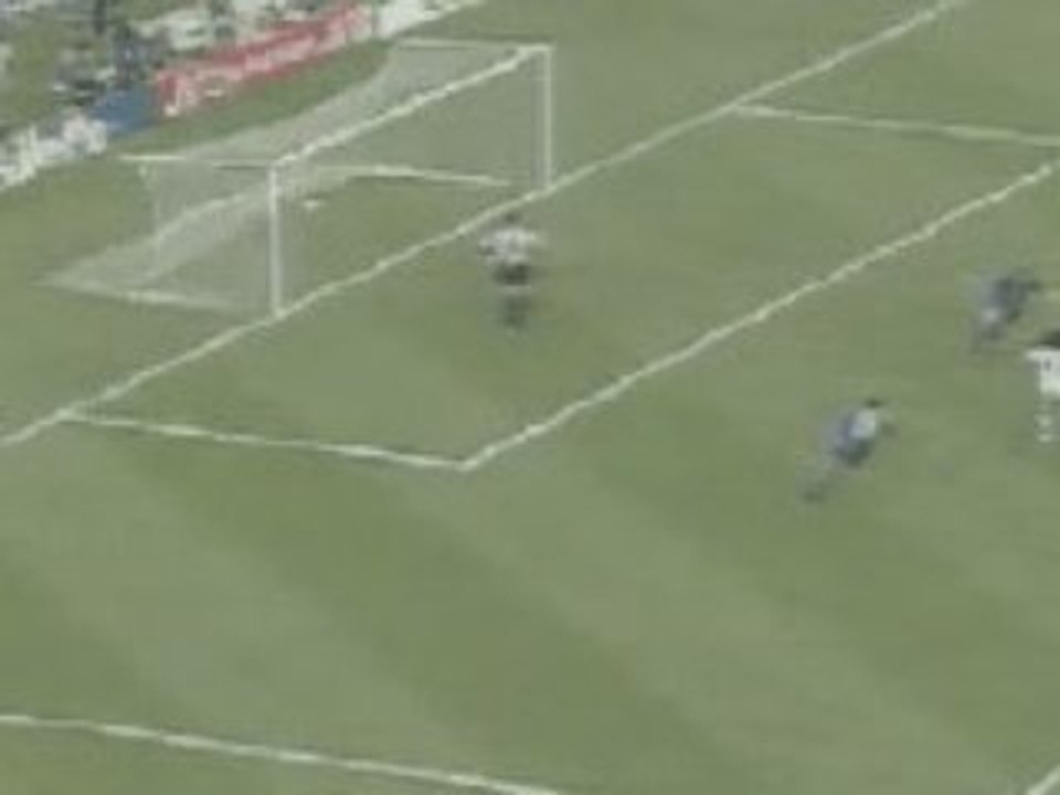 maradona_argentina_v_greece
