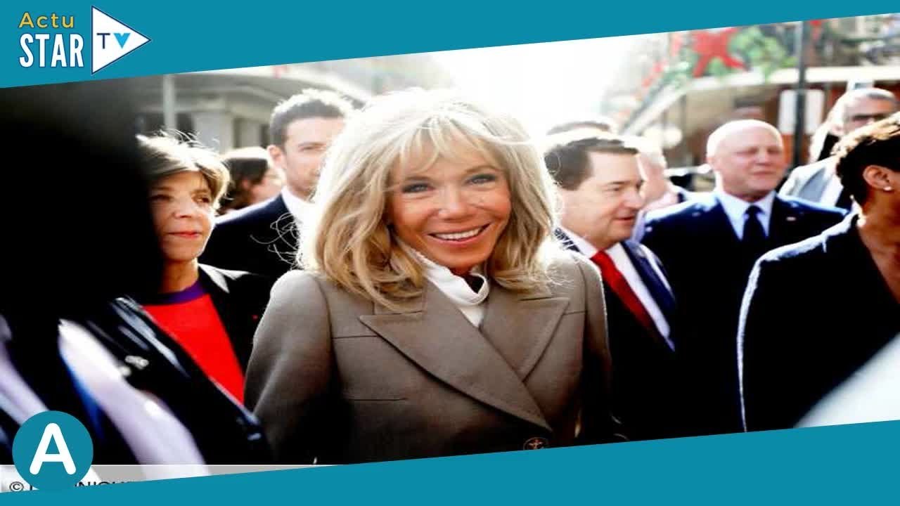 Coupe du monde : les petits-enfants de Brigitte Macron surexcités devant les Bleus à l'Elysée !