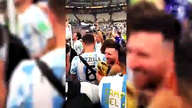 France 3 x 3 (2 : 4) Argentina ● 2022 FIFA World Cup Final Match ● Lionel Messi & Argentina Celebration França 3 x 3 (2 x 4) Argentina ● Partida da final da Copa do Mundo da FIFA 2022 ● Lionel Messi e celebração da Argentina