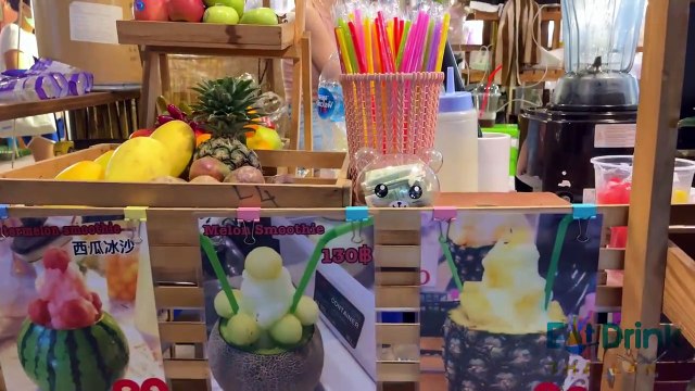 Supermodel Smoothie girl JODD FAIRS Night market _ Thai Bangkok street food
