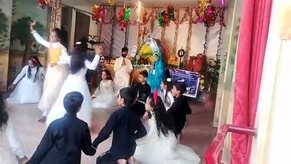 Christmas carol: गाओ खुशियों के गीत, धरती पर आया प्रभु यीशू....