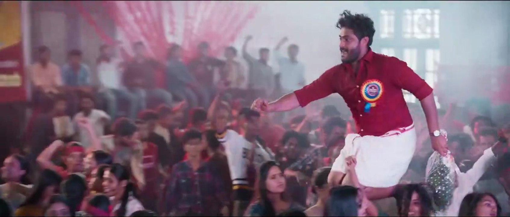 The Official Trailer Of Oh Meri Laila Malayalam Movie - video Dailymotion
