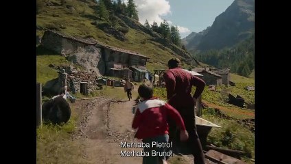 Sekiz Dağ Altyazılı Fragman