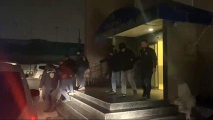 İstanbul'da "bakım yapıyoruz" yalanıyla kablo çalan hırsızlar kamerada