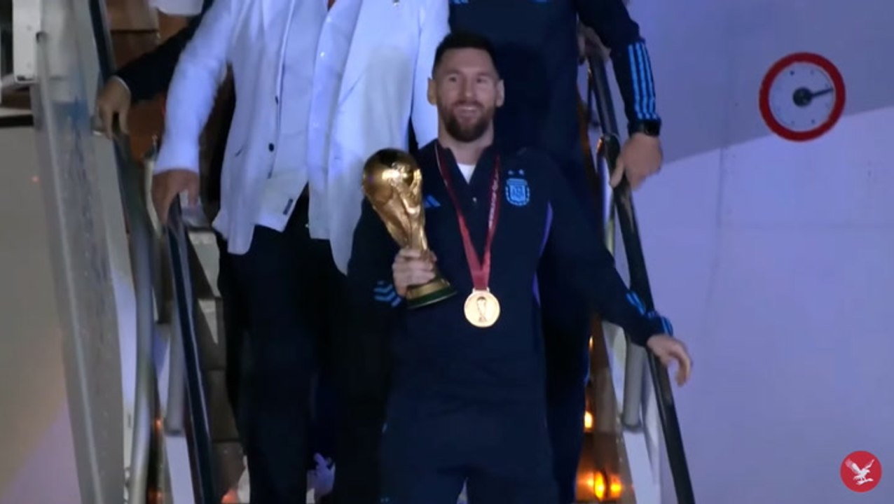 Moment Argentina squad return home after winning World Cup 2022
