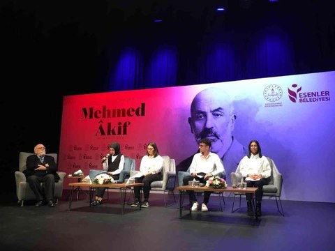 Esenler'de Mehmet Akif Ersoy, sempozyumla anıldı
