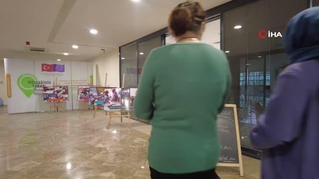 Bağcılar'da liseli öğrenciler yemek pişirme eğitimi alıp, gelir elde ediyor