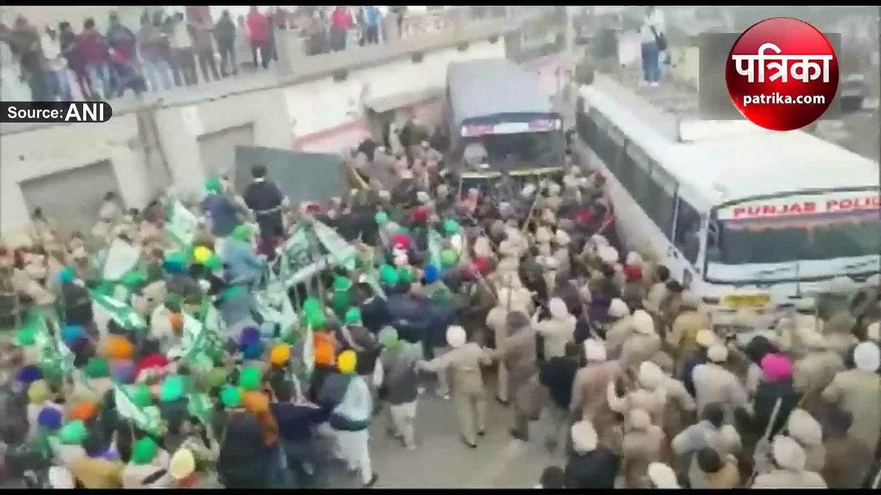 फिरोजपुर के जीरा में शराब फैक्ट्री के विरोध में...