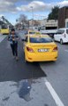 Fatih'te taksiciden kurallara uymayan meslektaşlarına tepki