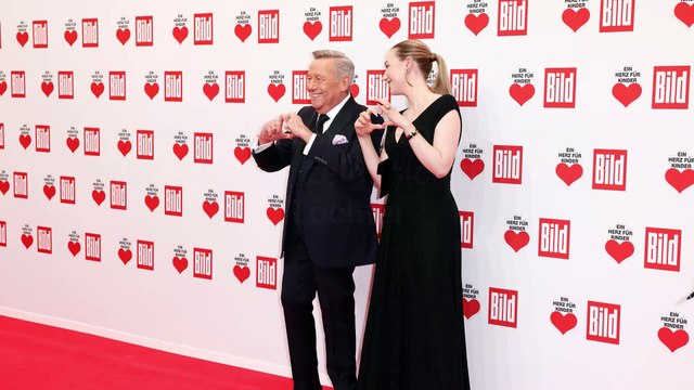 Kaiser und Kaiser: Schlager-Ikone Roland Kaiser zeigt sich mit seiner Tochter