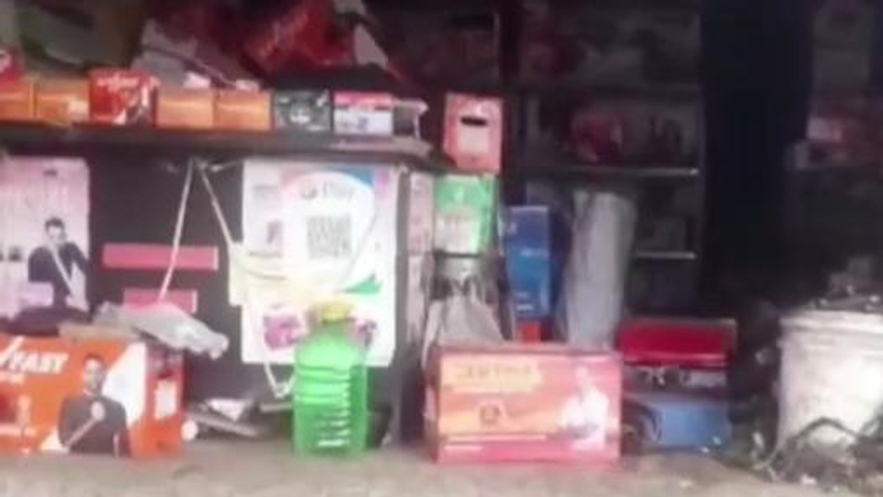 बुलंदशहर: अज्ञात चोरों ने इलेक्ट्रॉनिक दुकान को बनाया निशाना, जाँच में जुटी पुलिस