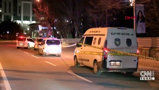 Eyüpsultan'da lüks otomobile silahlı saldırı