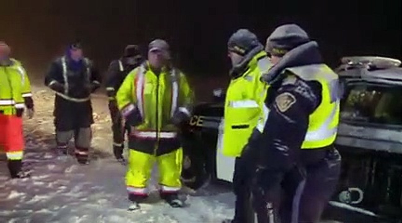 Heavy Rescue - 401 - Se2 - Ep08 - A Very Long Night HD Watch HD Deutsch