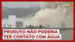 Incêndio em fábrica de Santa Catarina produz gigantesca nuvem de fumaça tóxica