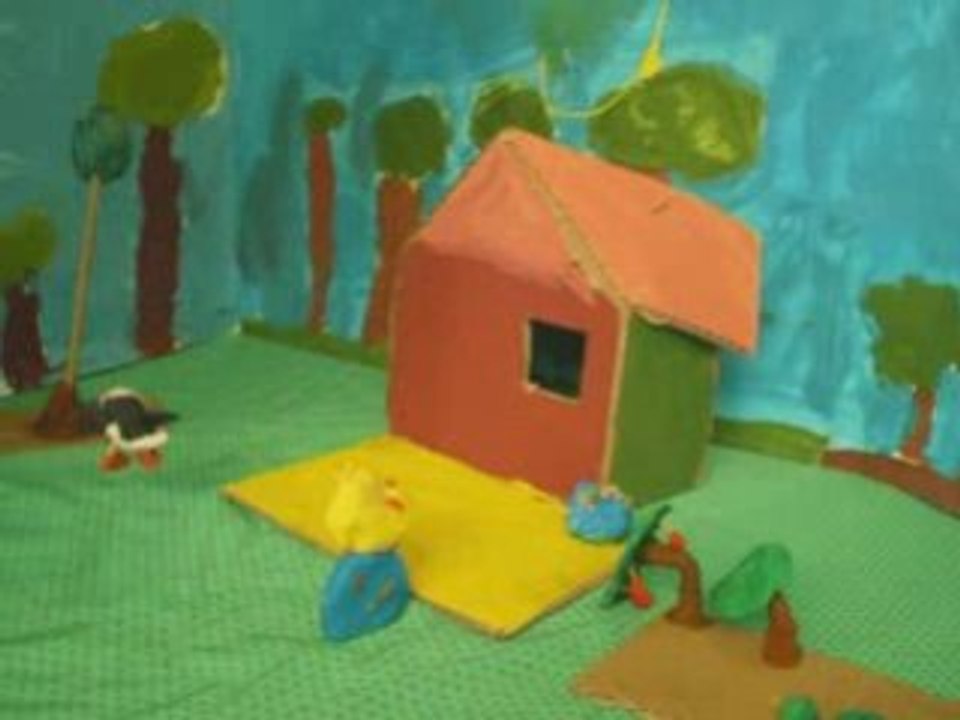 Une pie dans un jardin