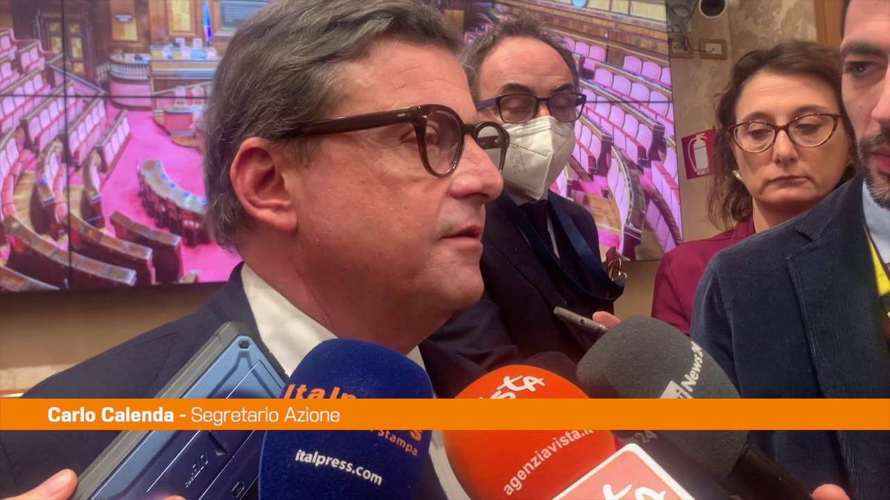 Calenda "Il Governo ha peggiorato la manovra, caos assoluto"