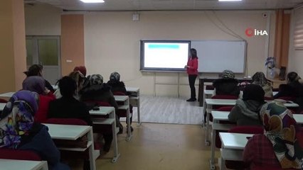 Karabük'te Aile Okulu projesi ile 2 bin 671 veli eğitim aldı