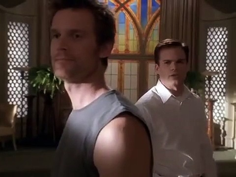 Six Feet Under - Se1 - Ep08 - Crossroads HD Watch HD Deutsch