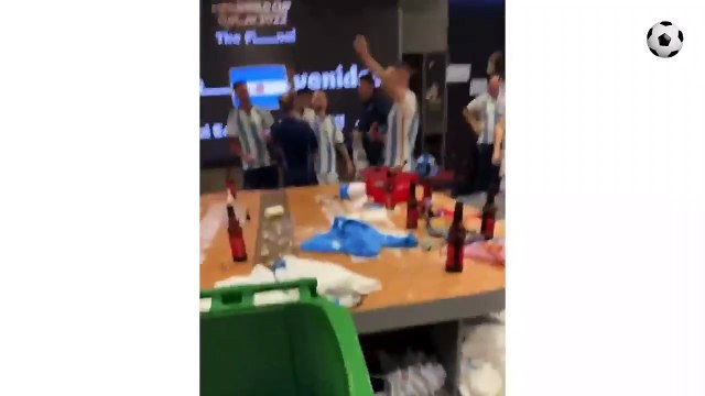 Messi, Martinez & Argentina Dressing Room Dance & Celebration with World Cup Trophy 18-12-2022
