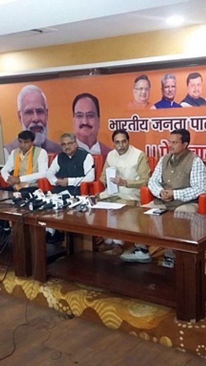 4 साल से सोई सरकार अब अपना भ्रष्टाचार छिपाने नए...