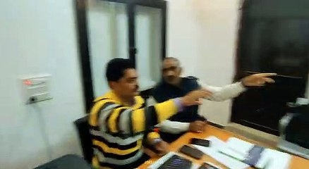 Bribe demanded in jail, sub jailer and broker arrested