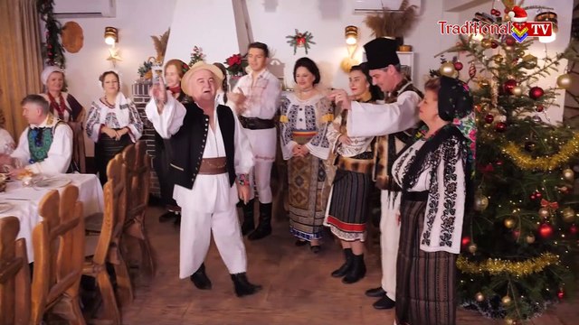 Cornel Borza - Si-o zis maica si-i aducu (Traditional TV - 24.12.2022)