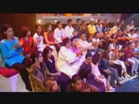 Rouicha Sherifa - -رويشة يغني في كندا