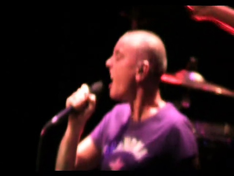 Sinead O'Connor - Queen Of Denmark (John Grant)